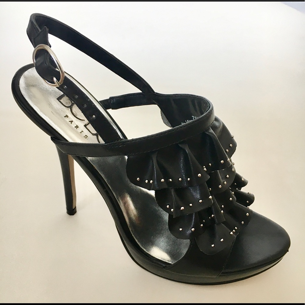 BCBG Paris “Draven” ruffled heels sz 7.5 - Picture 5 of 5